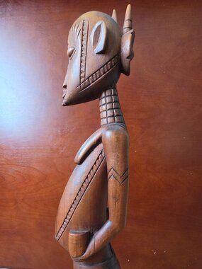 Katumo Wood Carving